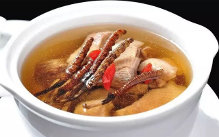 冬蟲(chóng)夏草煲湯的最佳季節(jié)，喝對(duì)事半功倍